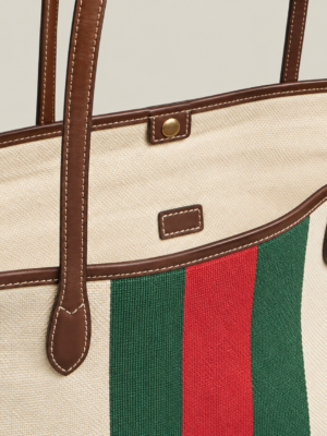 A0034D_FAGAI_8643_010_100_0000_Light-gucci-tribeca-large-tote-bag-with-charm